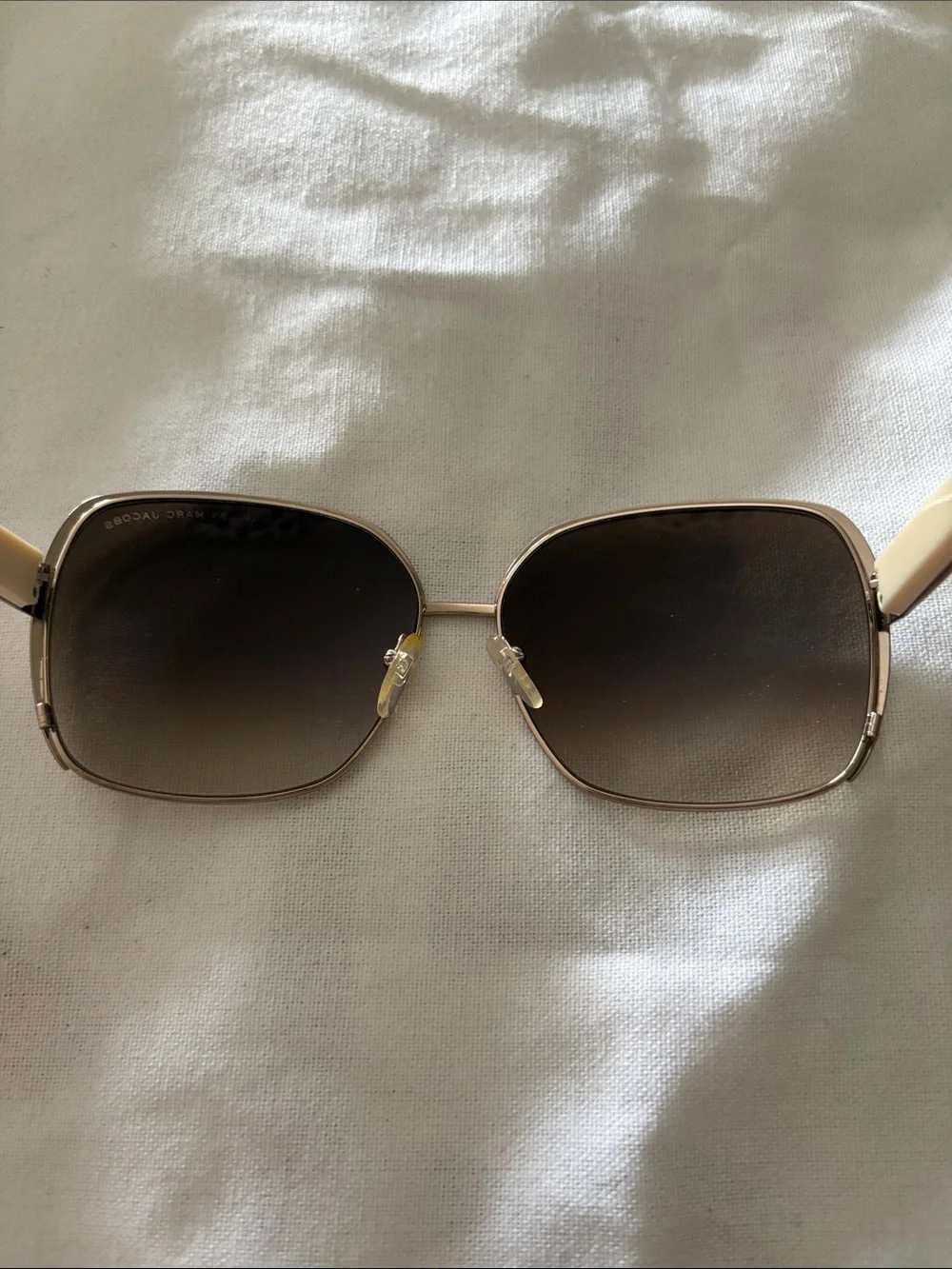 Marc by Marc Jacobs cream enamel frame sunglasses with brown gradient lenses